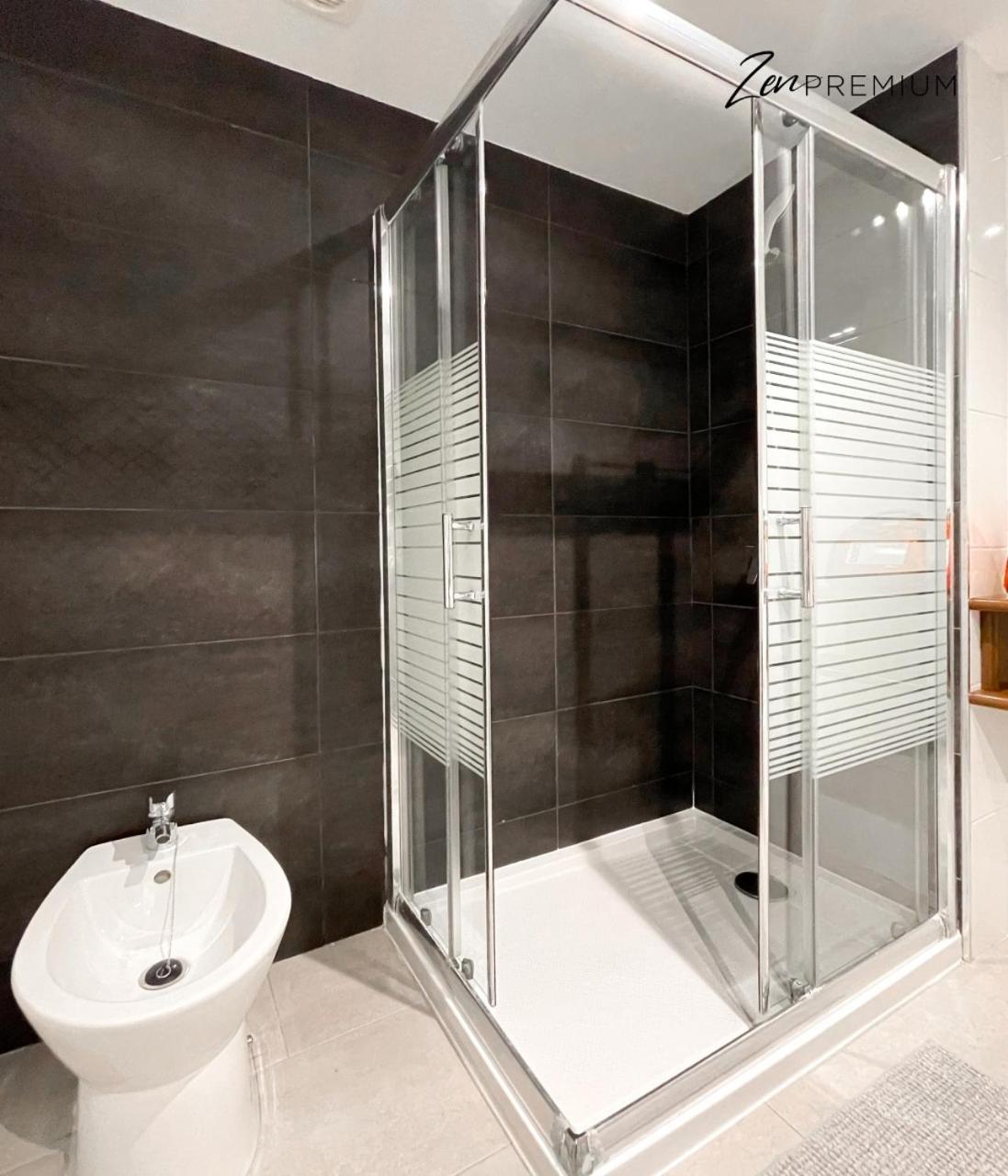 Apartment B-rent Bristol Zen Premium *